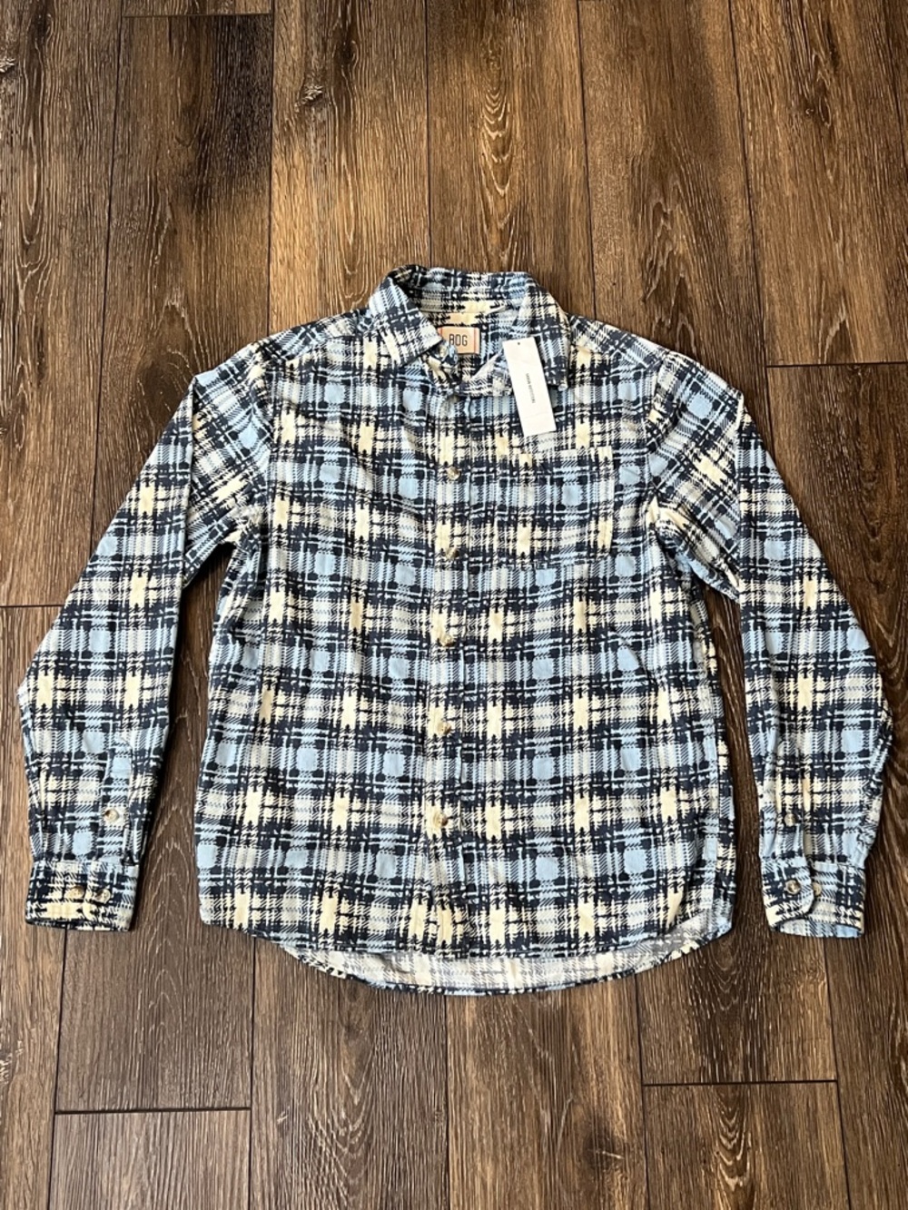 NWT Urban Outfitters BDG Blue and Cream Plaid Button-Down Shirt Women Size Small